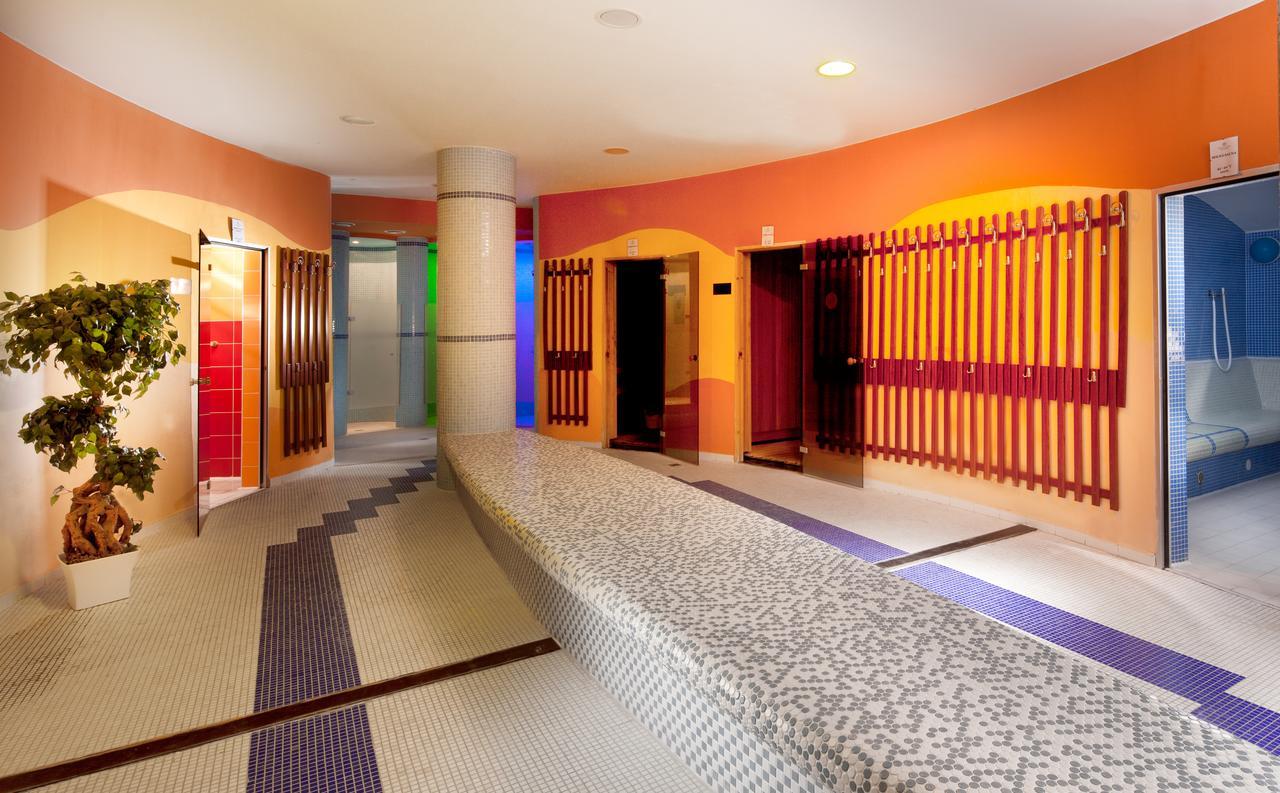 Lipno Wellness - Private Family Homestay Frymburk